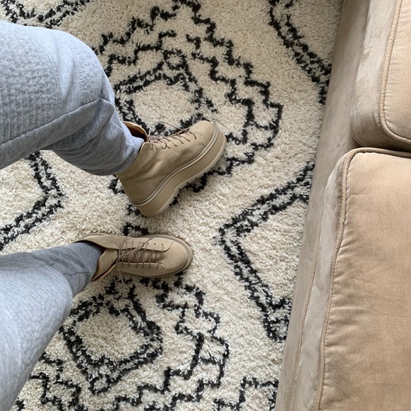 Suede combat boots -size 8.5 - Picture 11 of 13